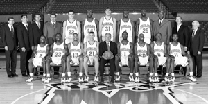 1999-2000 Men's Baksetball Team Photo